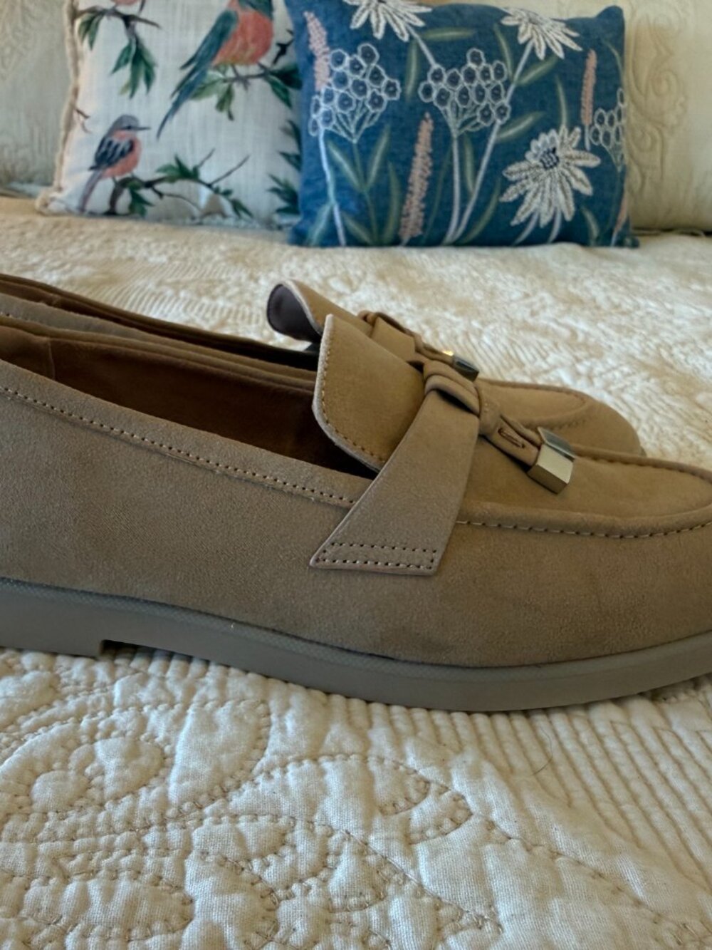 Time and Tru women’s size 9 neutral beige loafers. - Picture 5 of 5